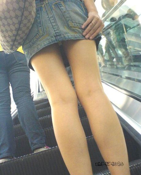 chinese mall upskirtss
