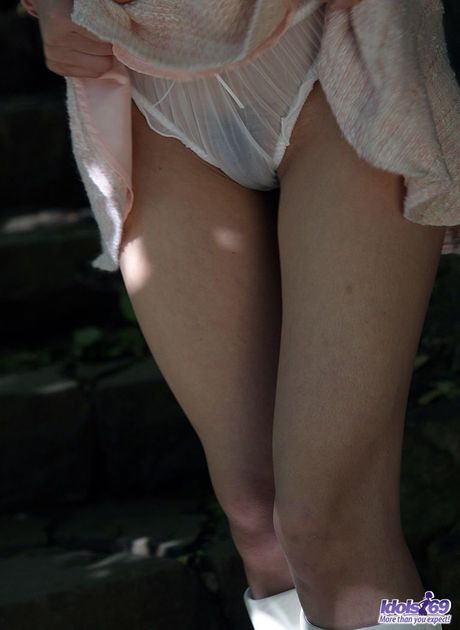 Fantastic Asian babe Nana presents her tiny tits and her delicious ass